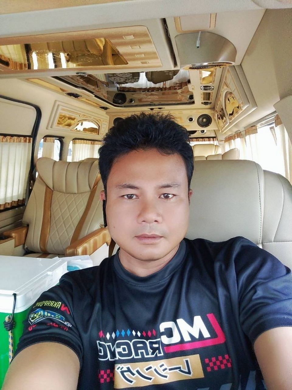 MR.KHAEK SIAM VAN THAILAND